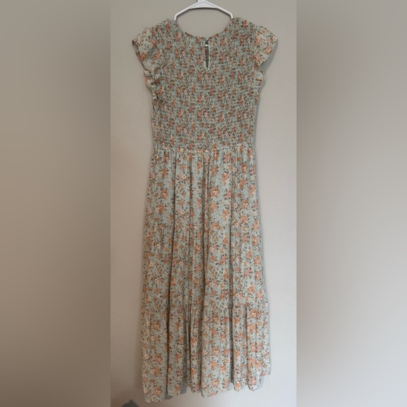 Floral Maxi Dress - Picture 3 of 10